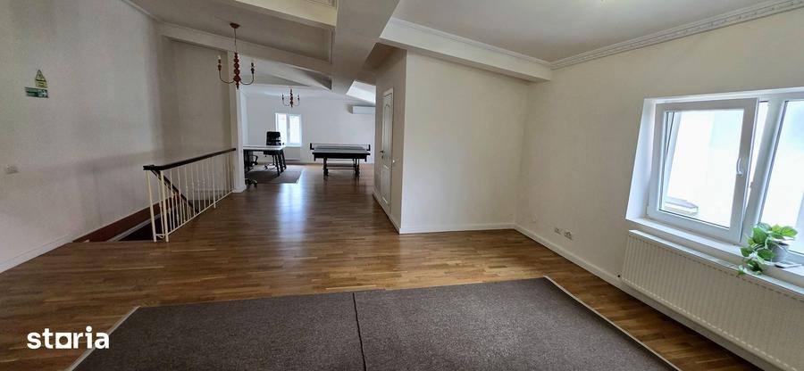 Casă cu 6 camere cu Teren 50 Mp în Dorobanți