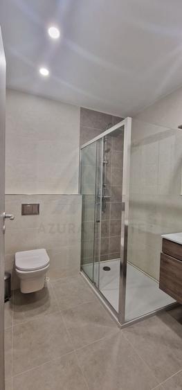 Apartament cu 3 camere decomandat, mobilat în Calea Dumbrăvii