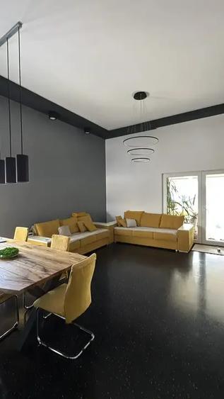 Casă cu 4 camere cu Piscina în Bălăceanca