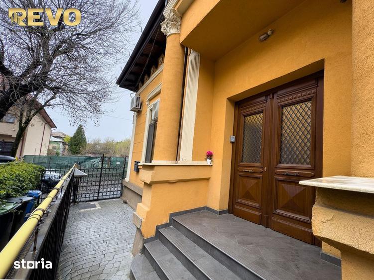 Casă cu 4 camere cu Teren 100 Mp în Cotroceni