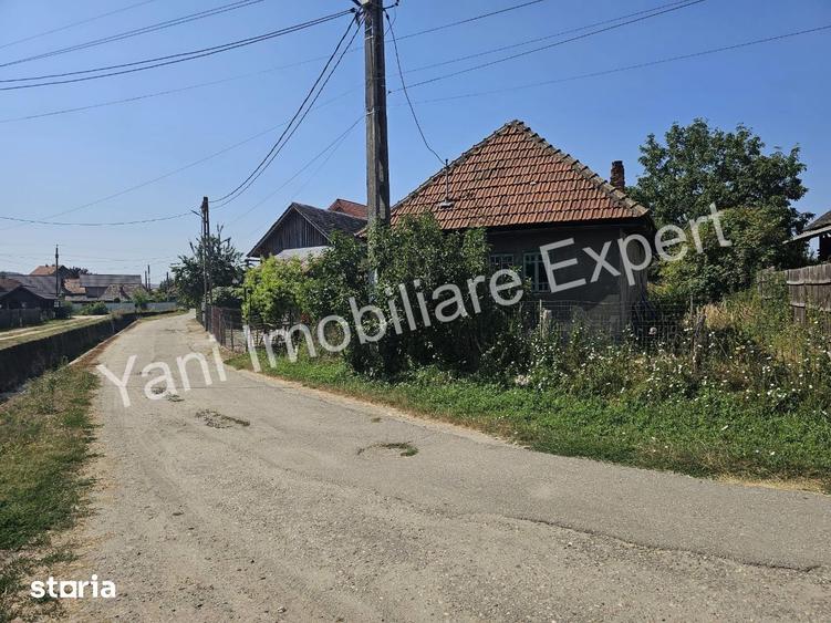 Teren de 860 mp, în Albești