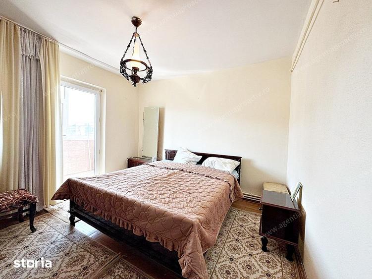 Apartament cu 3 camere decomandat în Mazepa 2