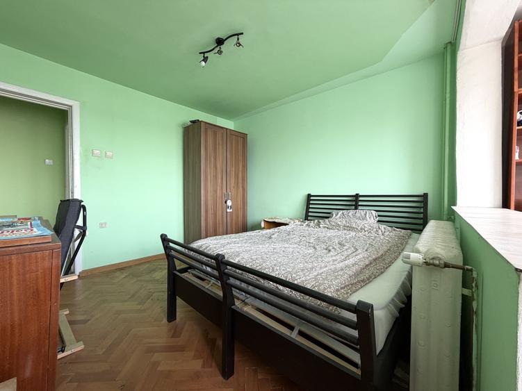 Apartament cu 2 camere decomandat, mobilat în Dacia