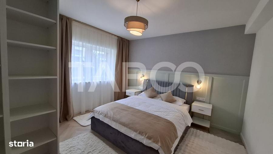 Apartament cu 4 camere decomandat în Cristian