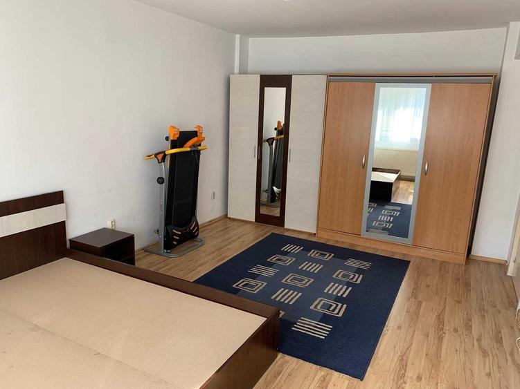 Apartament cu 2 camere decomandat în Mărăști