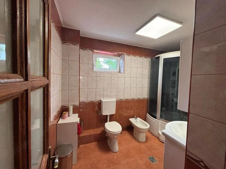 Ungheni - Vanzare casa 5 camere - Str. Principala - 8