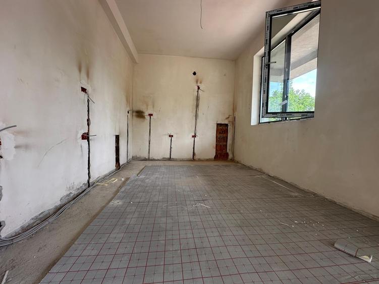 Casă individuală cu mansardă luminoasă, în complex rezidențial privat - 9