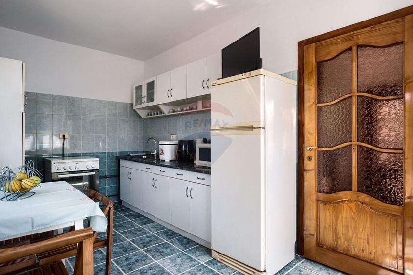 Casă cochetă de vânzare, teren 954 mp, posibil parcelare, în Subcetate - 29