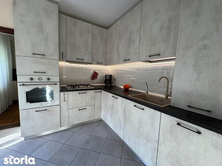 Casa individuala de vanzare zona Pia?a Ferentari, Sector 5 - 8