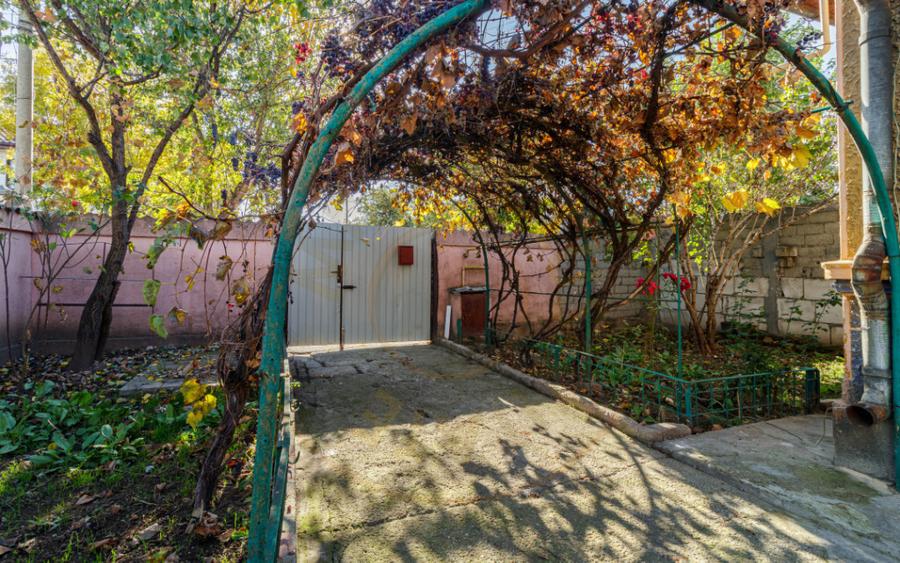 Casa cu teren 250 mp in Voluntari, str. Gheorghe Doja - 6