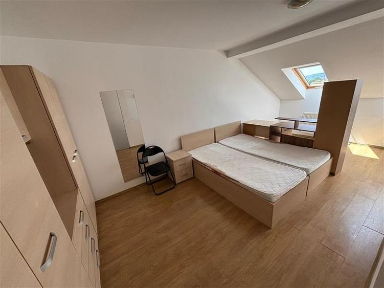 Apartament cu 2 camere decomandat în 7 Noiembrie