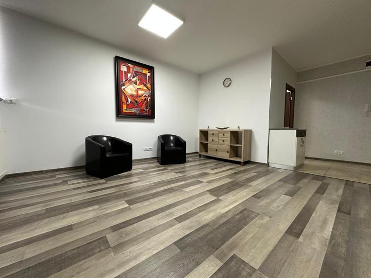 Birou de închiriat – etajul 3, într-o clădire modernă de birouri, cu acces strad - 3