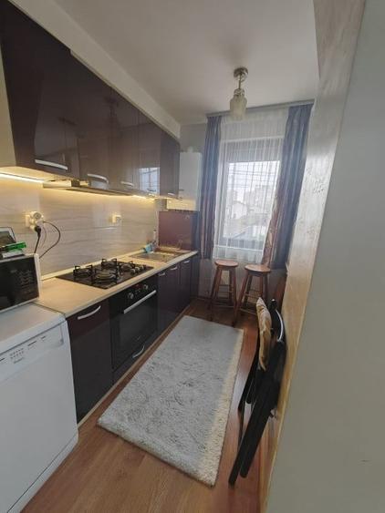 3 CAMERE | INEL 2 | BLOC 2015 - 7