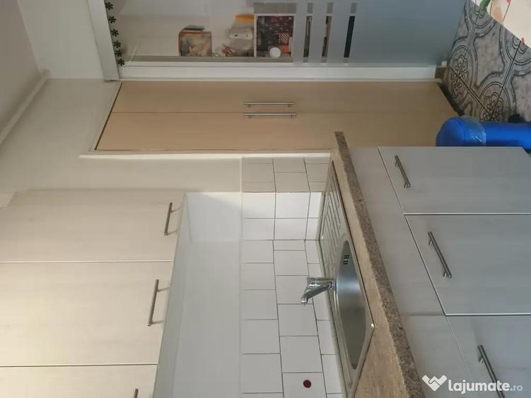 Apartament de vanzare - 6