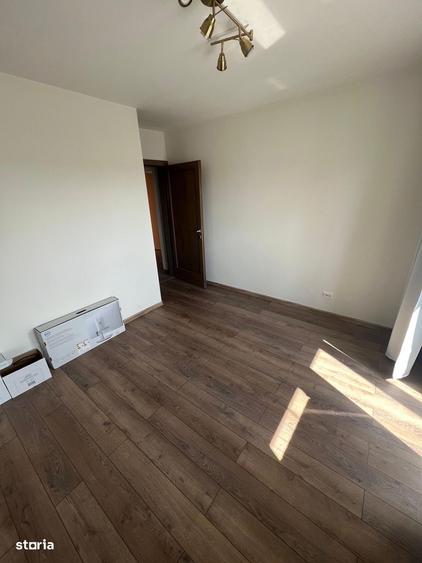 De inchiriat Apartament 4 camere, Centrul Civic - 5