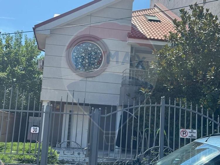 Casă / Vilă spațioasă de închiriat – Militari, zona Moinești - 25