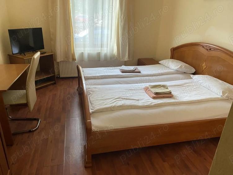 Inchiriez camera la casa - 1