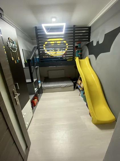 Apartament cu 3 camere, etajul 3/4, zona Podu Ros - 6