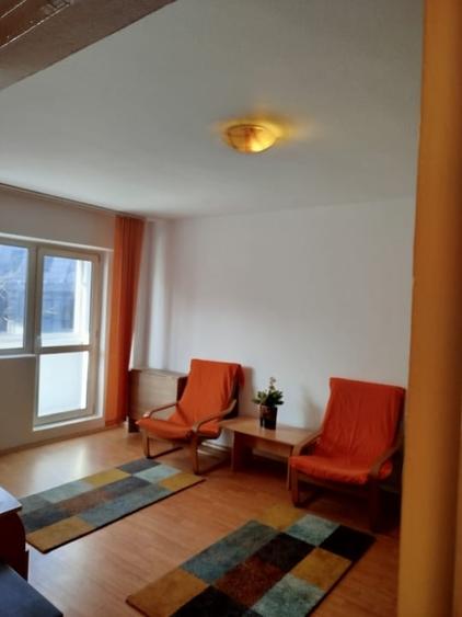 Garsoniera decomandata – Piata Victoriei - 2