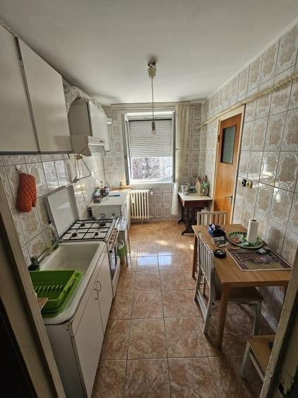 Apartament 3 camere-decomandat-zona Parc Drumul Taberei - 8