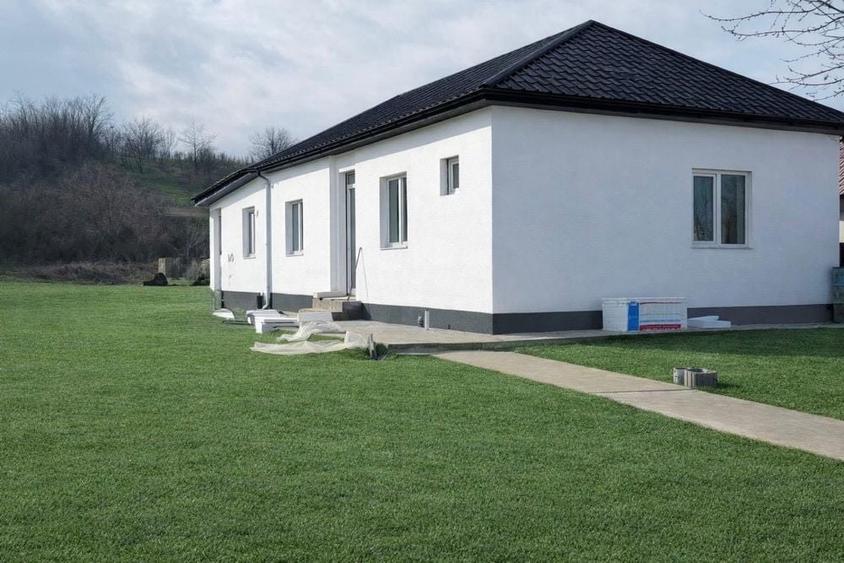 Vand casa in Dragasani, Stefanesti, judetul Valcea - 8