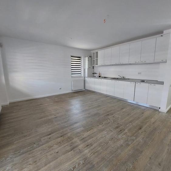 Apartament 3 camere, 70 mp, parcare exteriora, zona Metro! - 3