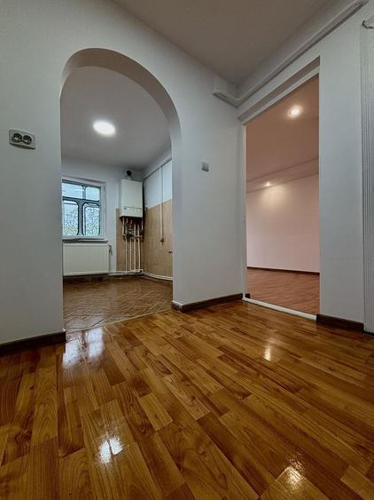 Apartament de vanzare - 2 camere, nemobilat - 7