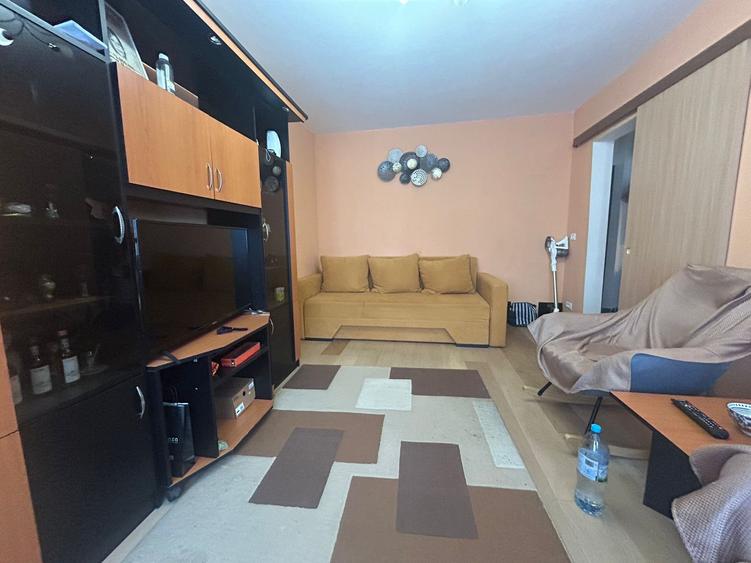 Titan 2 Camere Bloc 1977 Reabilitat Instalatii Schimbate 15 Min Metrou Titan - 12