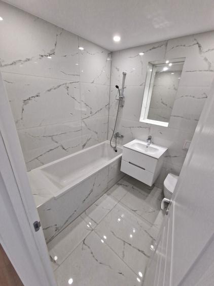 Apartament 2 camereDE VANZARE NOU/mobilat premium+parcare - 1