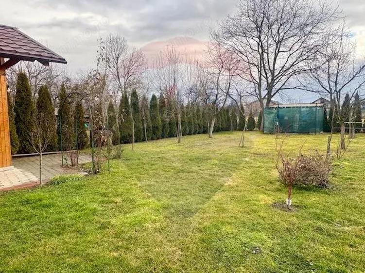 Casa / Vila cu 6 camere de vanzare - 16