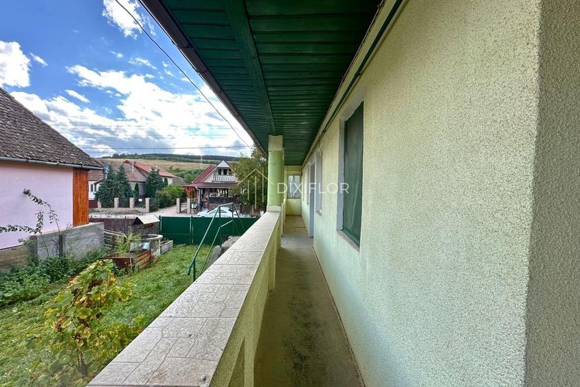 Casă cu 2 camere și teren generos | Roteni | 69.000 EUR - 7