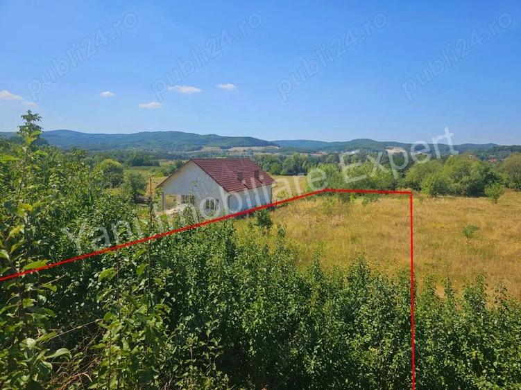 Teren de vanzare Curtea de Arge?, str Victoriei. - 2