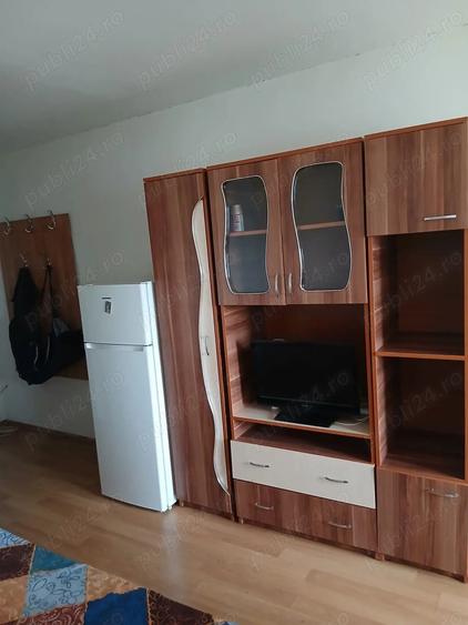 Inchiriez garsoniera - 5