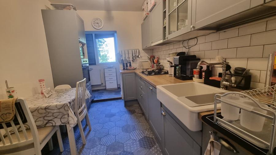 Apartament 4 camere, centrală proprie, parcare, 5 min metrou Apărătorii Patriei - 12