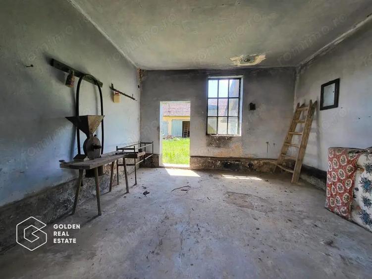 Casa cu 3 corpuri de cladire, sat Lalasint - 17