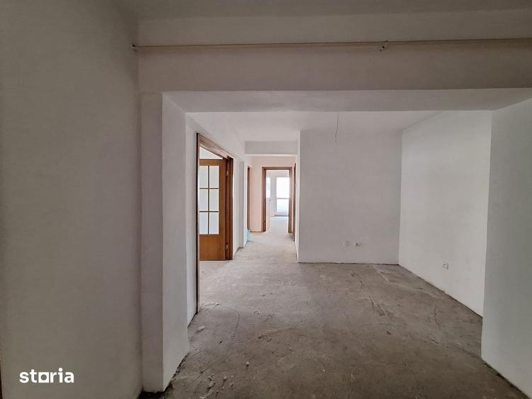 Apartament 3 camere 101mp ,etaj 1,Central - 4