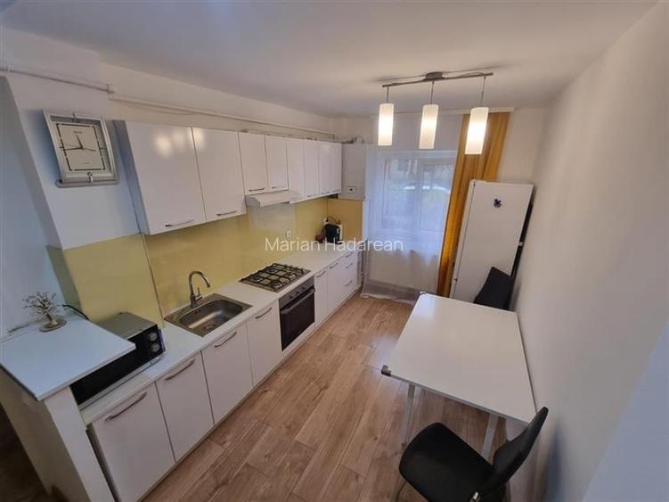 Vanzare apartament 3 camere decomandat Marasti zona Romstal, Cluj-Napoca Vanzare apartament 3 camere decomandat Marasti zona Romstal, Cluj-Napoca