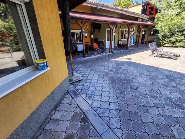 Casa individuala cu 8 camere si teren de 832 mp de vanzare, zona Girocului - 38