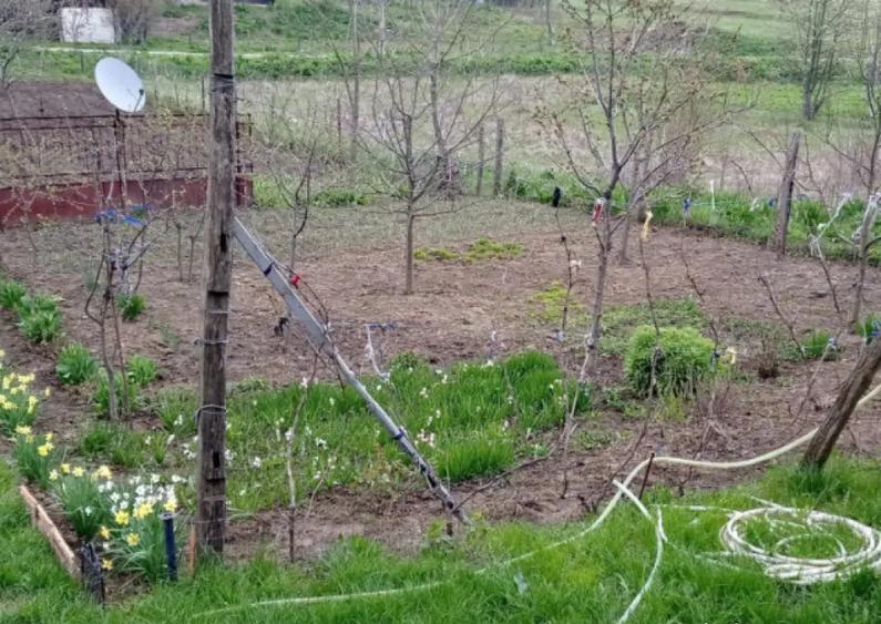 Teren 2.038 mp + Casa 50 mp de vanzare Sat Luncsoru, C - 2