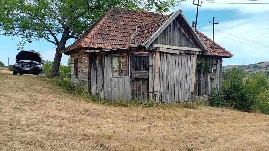Se vinde casa batraneasca in zona de munte - 7