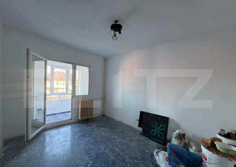 Apartament 3 camere, decomandat - zona Velenta - 5