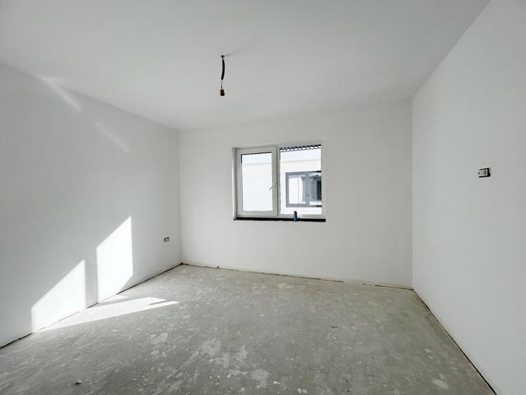 Duplex 4 camere, P+E, 132mp utili, 308mp teren in Sag - 19