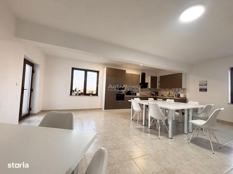 Vila eleganta cu potential - teren generos si locatie excelenta - 6