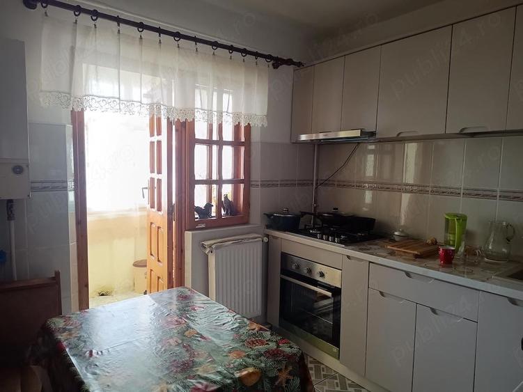 Vand apartament cu 3 camere decomandat - 6