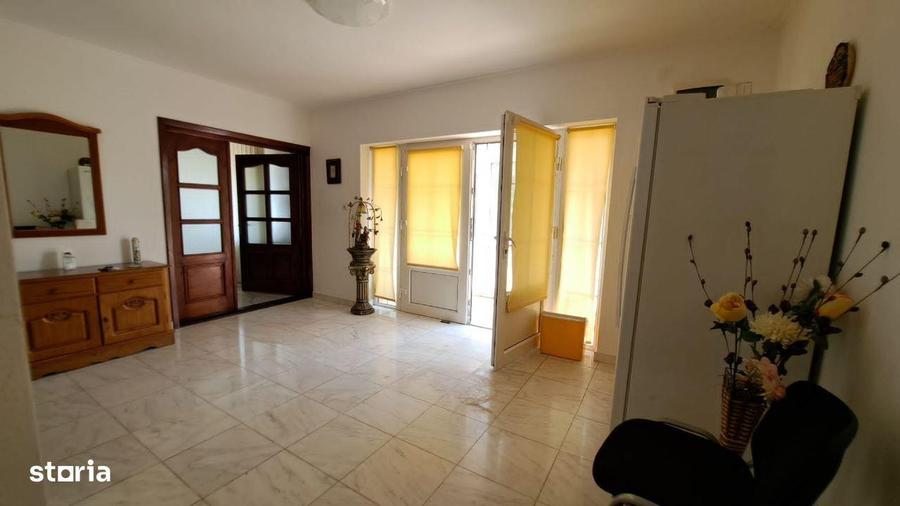 Mamaia Sat - Lidl vila P+2 mobilata, utilata, 9 camere 4 bai 560 mp - 8