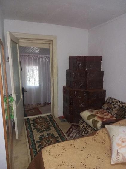 Casă cu Teren 1260 Mp în Muntenii de Jos