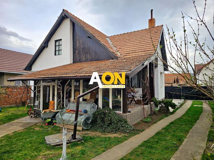 Casa 4 camere, toate utilitatile, 1650 mp teren, Lancram - 2