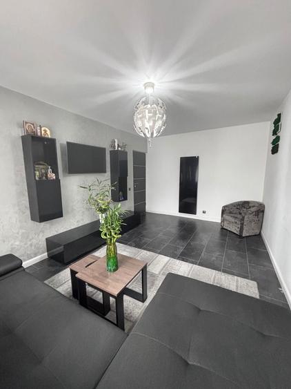 Apartament Bloc 133 , Strada Matei Basarab - 6