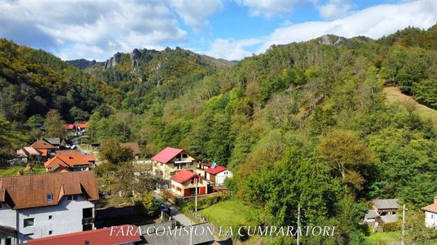 CABANA DE LA MUNTE, UN LOC FERMECATOR - 2