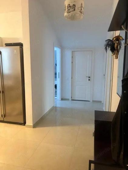 Apartament 3 camere Laminorului decomandat 85 mp, etaj 3 ,metrou 4 min - 19